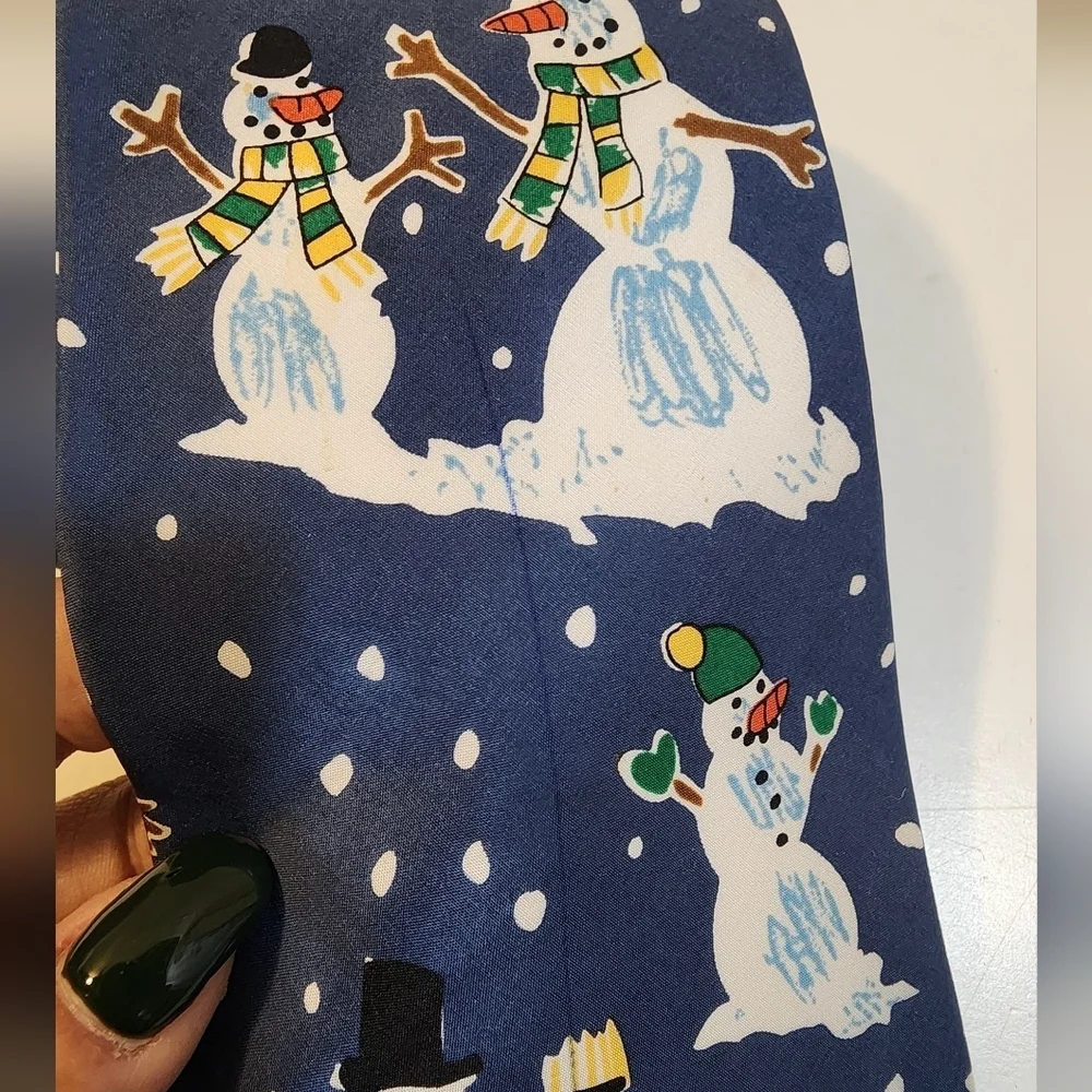 Save The Children Snow Men's Christmas Silk Tie